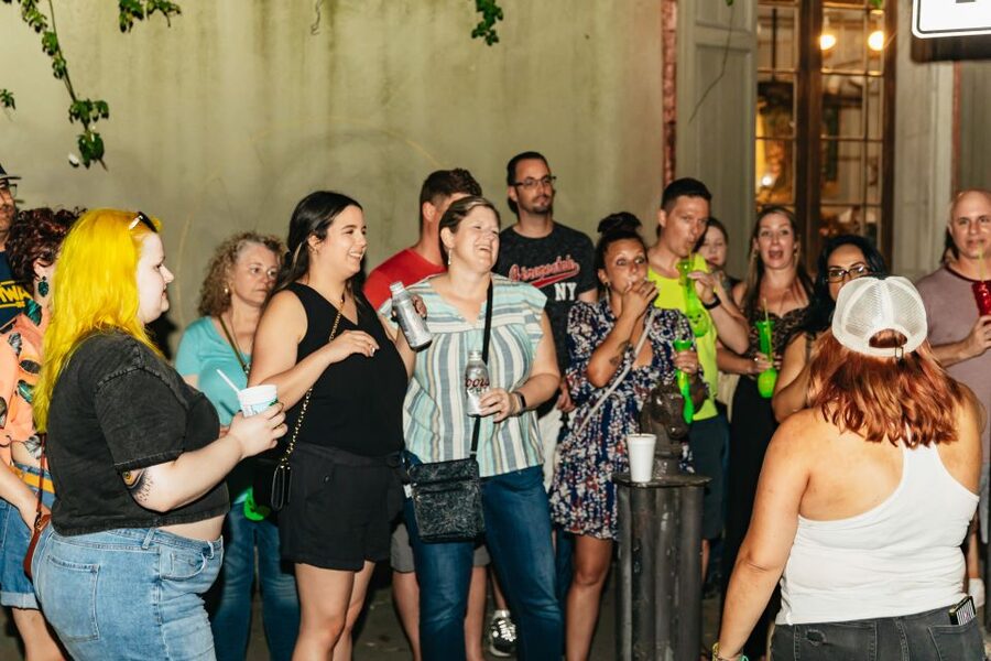 New Orleans: Haunted Pub Crawl - Pirates Alley: A Short Walk That Feels Like a Scene