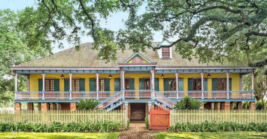 New Orleans: Laura Creole Plantation Guided Tour - Inside the 1805 Maison Principale: Raised House Views Plus Real Stairs