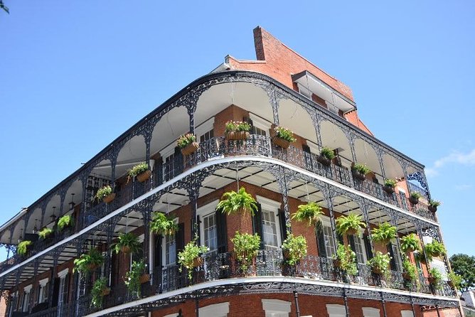 New Orleans Private Carriage Tour of the French Quarter - Royal Street and Faubourg Marigny: the quieter side of the loop