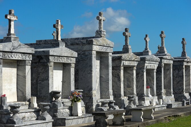 New Orleans St. Louis Cemetery No. 3 Walking Tour - Value for $25: why this feels like more than a ticket price