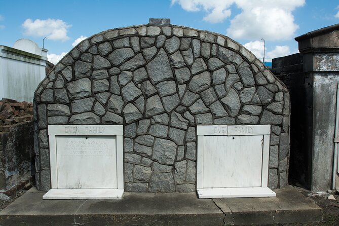 New Orleans St. Louis Cemetery No. 3 Walking Tour - Who should book this cemetery tour in New Orleans