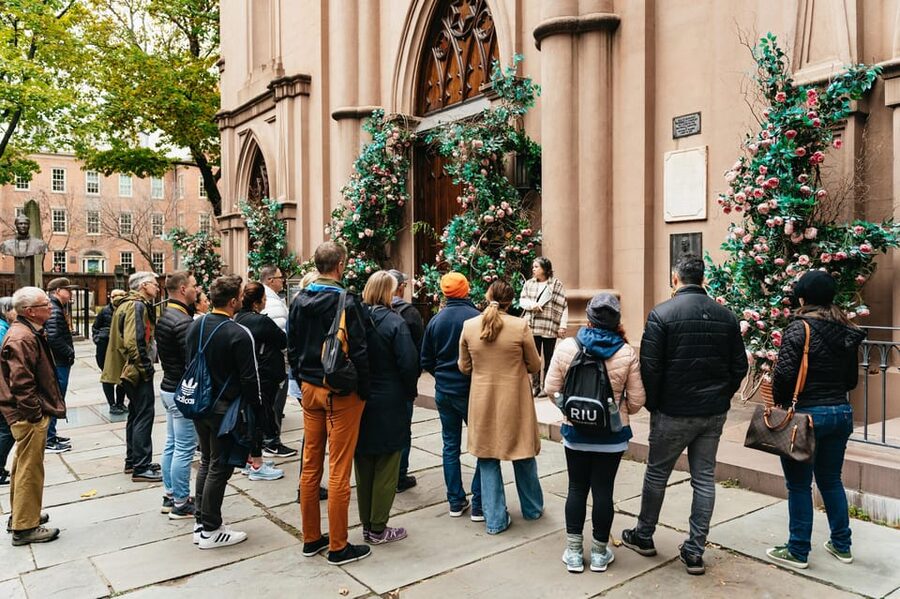 New York City: Catacombs by Candlelight - Candlelight tea lights and the tone shift you’ll feel right away