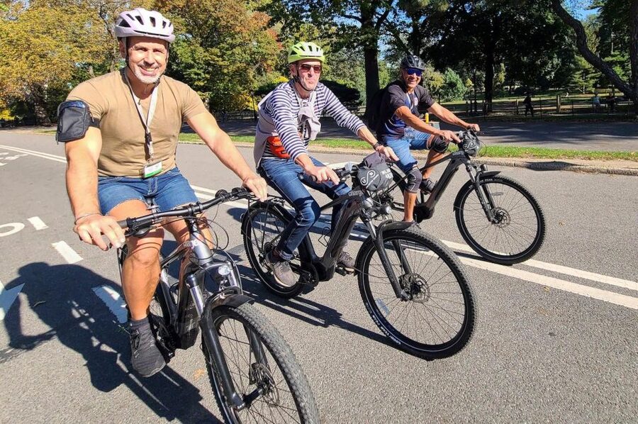 New York City: Highlights of Central Park Bike or eBike Tour - Key highlights worth caring about