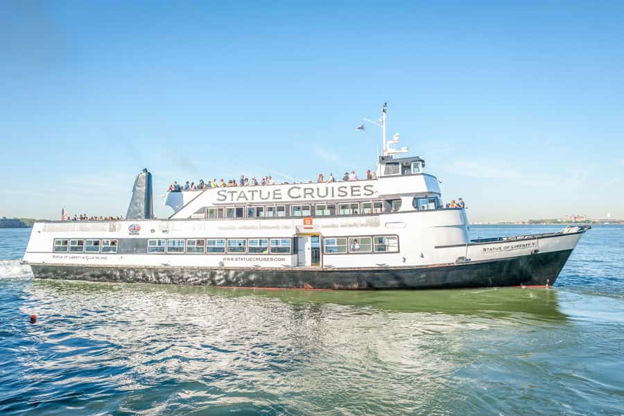 New York City: Statue of Liberty & Ellis Island with Ferry - Ferry views you will actually remember: what the crossing feels like