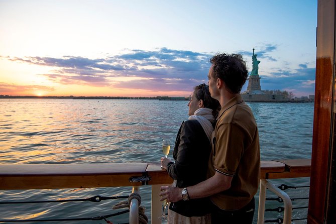 New York City Sunset Cruise on a Yacht - Stop 3, Hudson River Sights and Ellis Island for the Next Layer of NYC