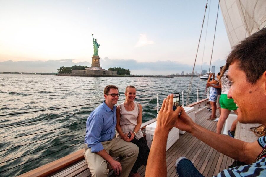 New York City: Sunset Sail Aboard a Schooner - Price and value: is $101 worth a 2-hour schooner sunset?