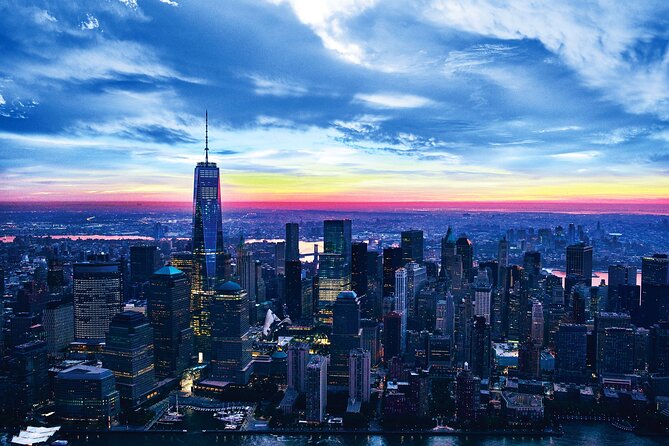 New York City Triple Fun Package - RiseNY: a skyline simulation built around famous moments