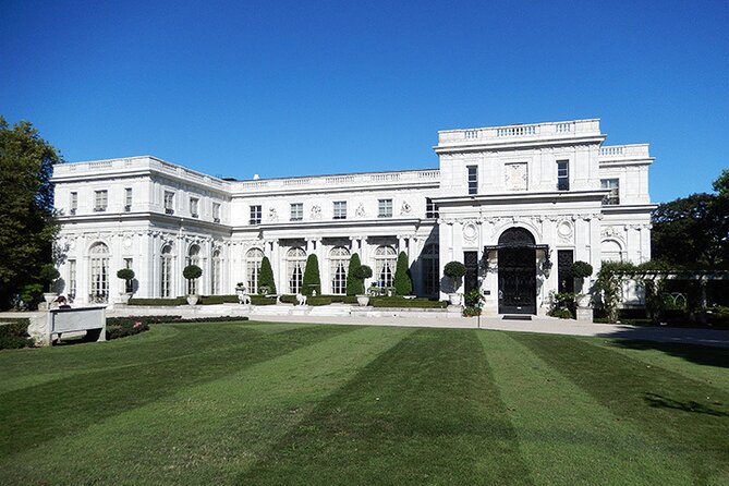 Newport RI Mansions Scenic Trolley Tour (Ages 8+ only) - Elms, International Tennis Hall of Fame, and Downtown on America’s Cup Ave