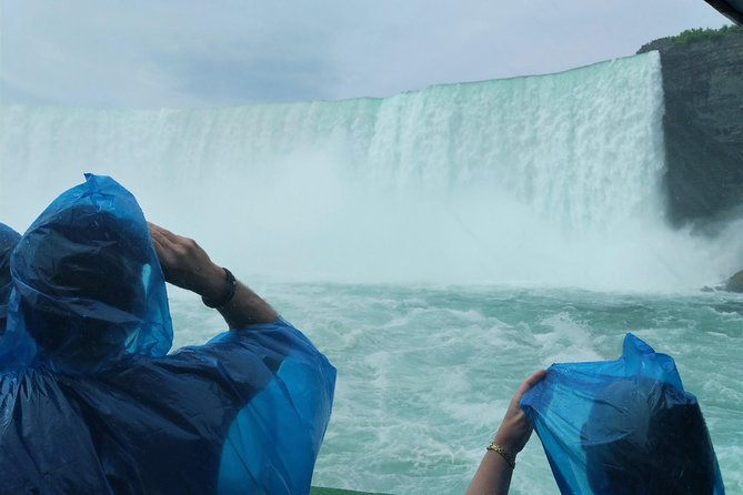 Niagara Falls Canadian Side Tour and Maid of the Mist Boat Ride Option - Timing, tickets, and border documents: the practical stuff that can trip you up