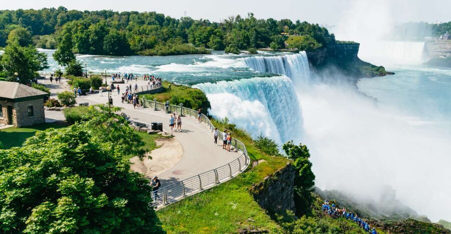 Niagara Falls: Cave of the Winds, Boat Ride, & Trolley Tour - Key things I’d zero in on before you go