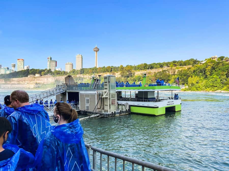 Niagara Falls, NY: Maid of the Mist Boat & Falls Sightseeing - Your guide’s stories: legends, viewpoints, and practical photo help