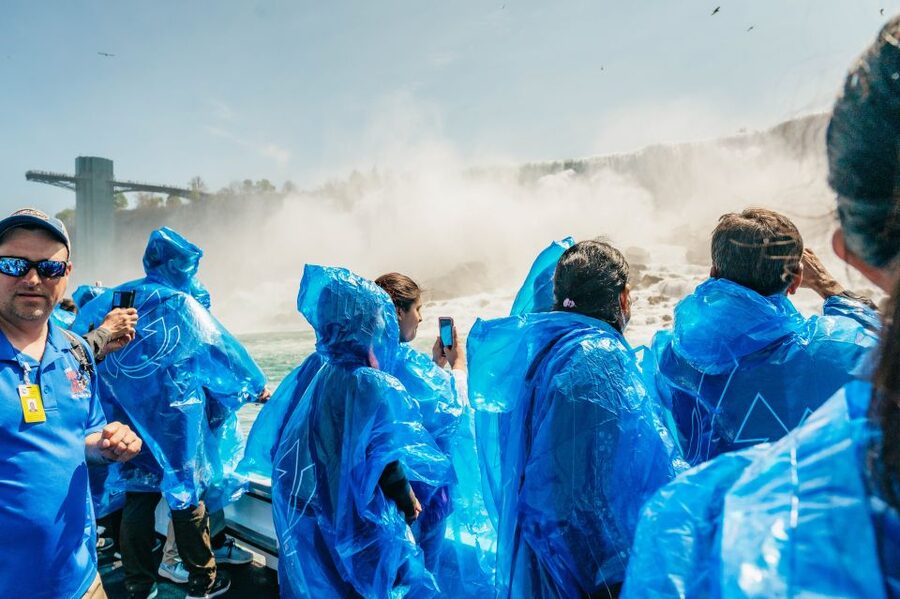 Niagara Falls, USA: American Tour & Maid of The Mist - Pickup, Drop-Off, and the Air-Conditioned Mini-Bus