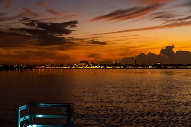Nights of Lights Boat Cruise - The Cruise Loop: 3 Stops, 1 Clean Holiday Story