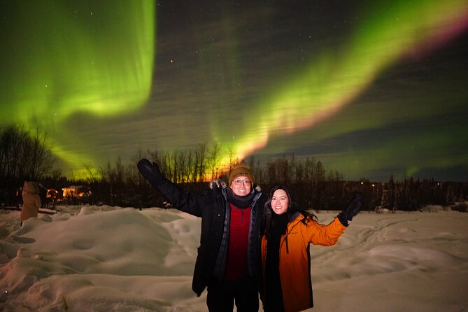 Northern Lights (Aurora Borealis Viewing) Chasing with Photography in Fairbanks - Pickup and small group comfort, warm vehicles in hard weather