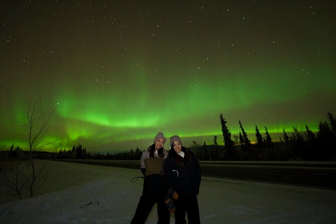 Northern Lights Aurora Tour with FREE Photography - What Happens During the Long Wait: Warm Van, Snacks, and Hand and Toe Warmers