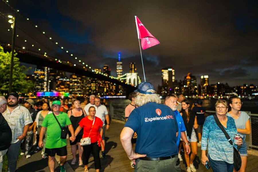 NYC at Night: 3-Hour Luxury Bus Tour of Top Highlights - Rockefeller Center, St. Patrick’s, and Grand Central Terminal at night