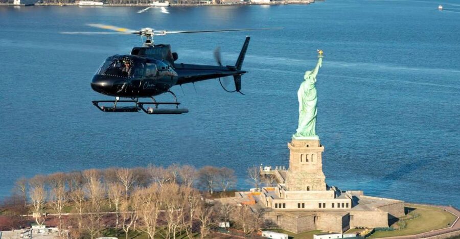 NYC: Big Apple Helicopter Tour - Central Park: your quick orientation tool