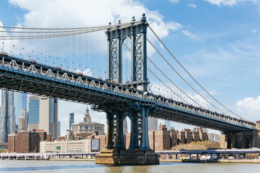 NYC: Circle Line 1.5-Hr Landmarks Skip-The-Box-Office Cruise - Skip the box-office line at Pier 83, then get settled