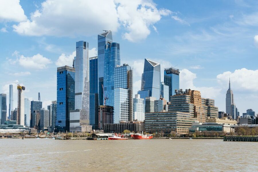 NYC: Circle Line 1.5-Hr Landmarks Skip-The-Box-Office Cruise - 90 minutes on the water: indoor cabins, outdoor deck, and WiFi