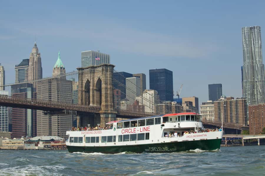NYC: Circle Line 2.5 Hour Best of NYC Boat Cruise - The loop around Manhattan: three rivers, seven bridges, five boroughs