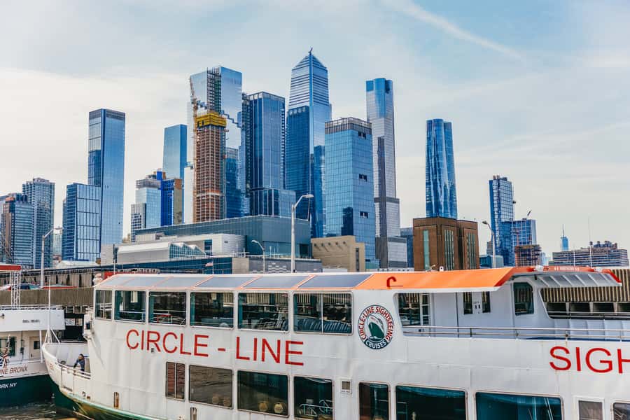 NYC: Circle Line 2.5 Hour Best of NYC Boat Cruise - Who should book this cruise, and who might prefer a different plan?