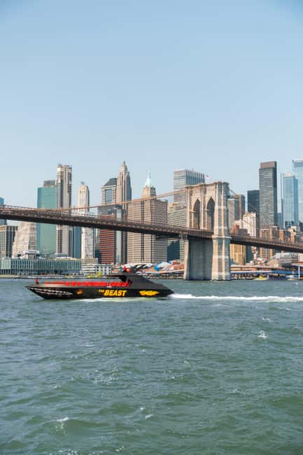 NYC: Circle Line "The Beast" Midtown/Downtown Speedboat Ride - The Beast Speedboat in 30 Minutes: What the Thrill Feels Like
