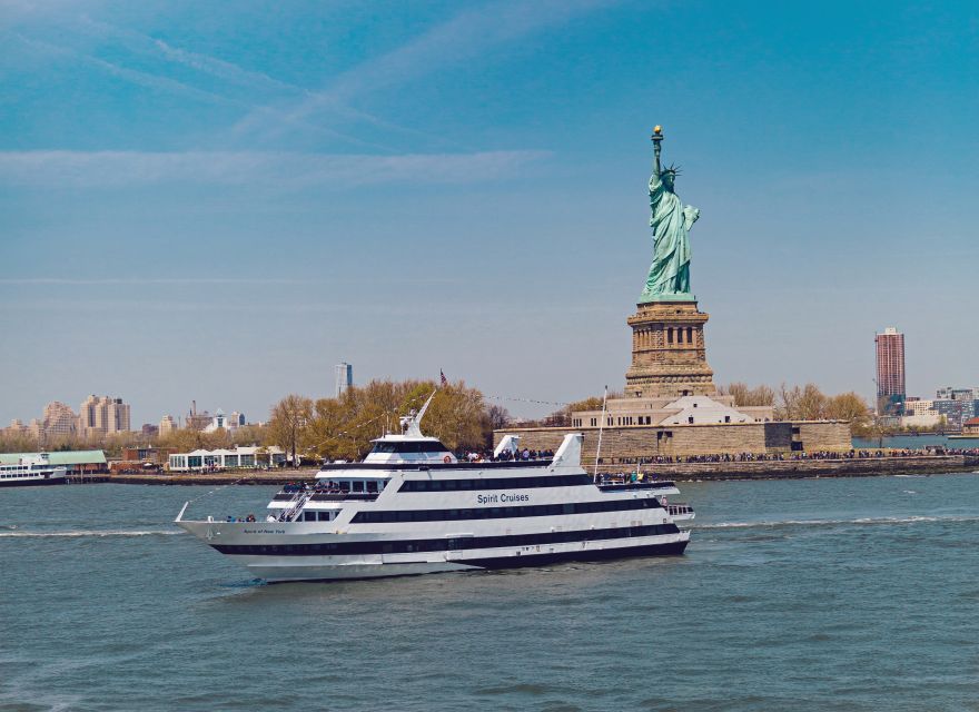 NYC: City Cruises Brunch, Lunch, or Dinner Buffet Cruise - Chelsea Piers Pier 61: why the start point helps