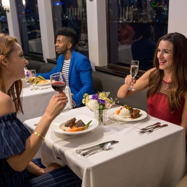 NYC: City Cruises Brunch, Lunch, or Dinner Buffet Cruise - Winter Wonderland option (Dec 3 to Jan 1): what changes when the city gets lit