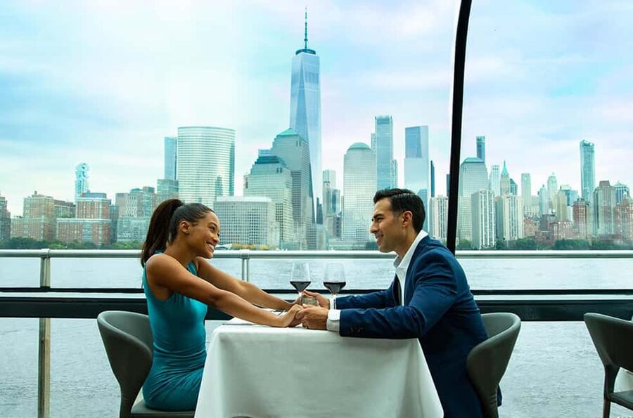 NYC: City Cruises Luxury Brunch, Lunch or Dinner Cruise - Brunch, lunch, or dinner: picking the right cruise for your group
