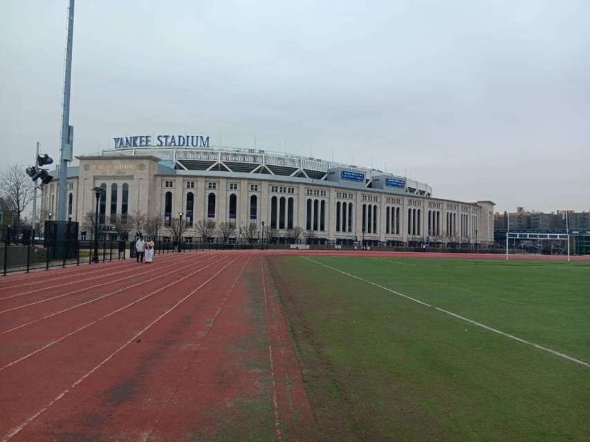 NYC: Contrasts of Bronx, Queens, Brooklyn, & Manhattan Tour - Meeting point and how to plan your start
