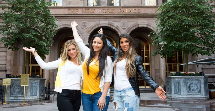 NYC: Gossip Girl Sites Bus Tour - Constance Billard and St Jude’s: school-gate energy on the route