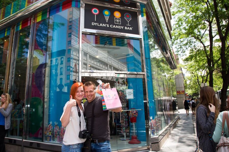 NYC: Gossip Girl Sites Bus Tour - The local actress guide angle, and why it matters