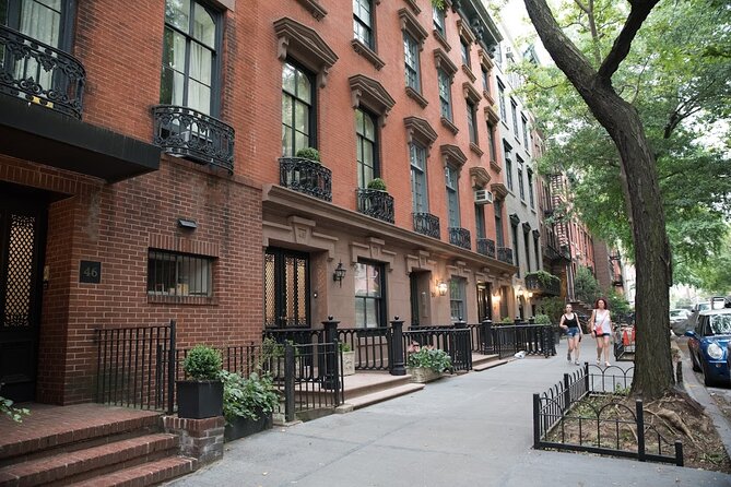 NYC: Greenwich Village Food Tour with 6 Locals Favorites Dishes - Value for $97.50: how to decide if it is worth it