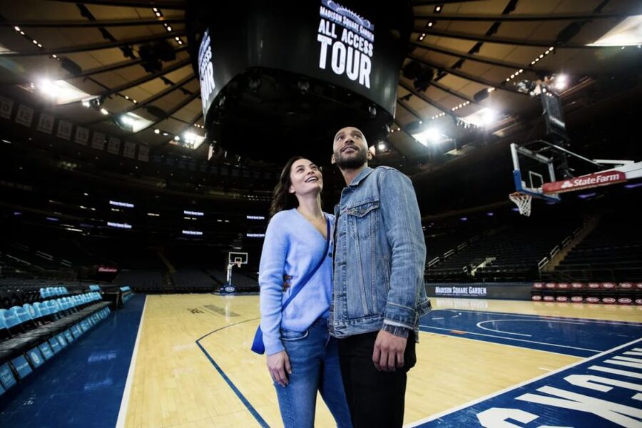 NYC: Madison Square Garden Tour Experience - Walking in the Garden, not just looking at it