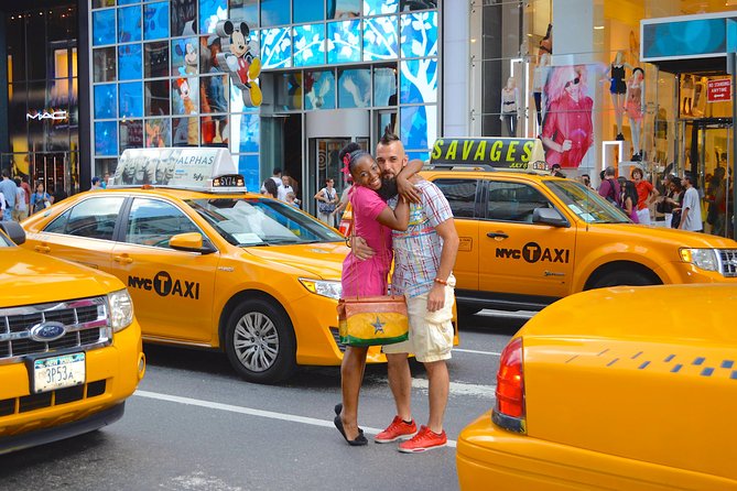 NYC Professional Photoshoot and Walking Tour with Private Guide - Central Park: picture time without needing a full day