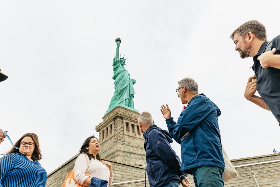 NYC: Statue of Liberty and Ellis Island Guided Tour - Ferry ride to Liberty Island: views, timing, and photo strategy