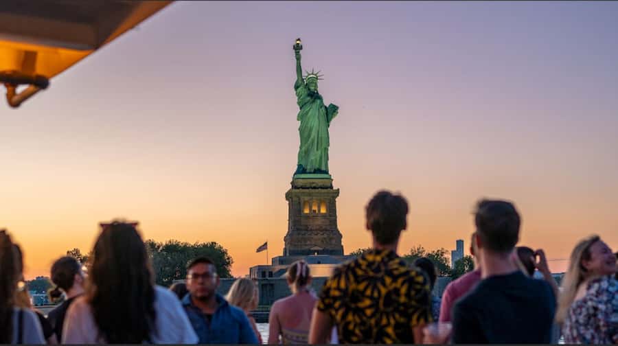 NYC: Statue of Liberty Sunset Cruise Skip-the-Line Ticket - Pier 16 Meeting Point: What “Early” Really Means for You