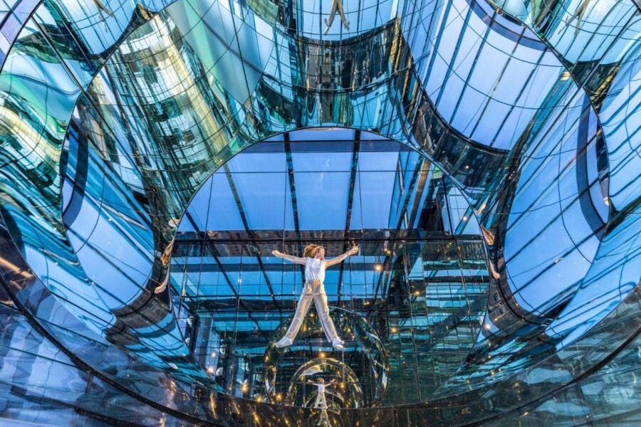 NYC: SUMMIT One Vanderbilt Tickets - AFFINITY silver balloon room: the playful break between thrills