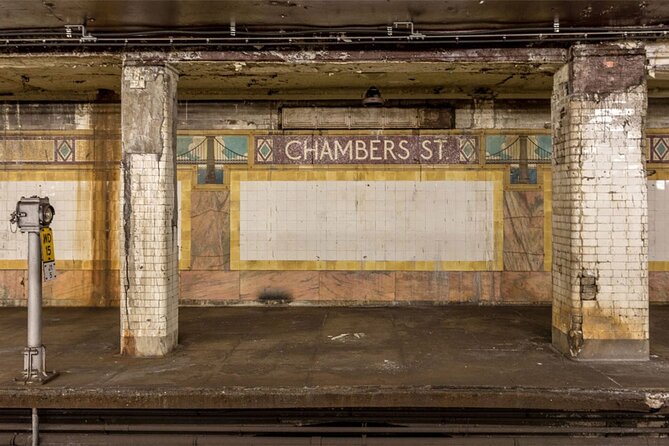 NYC Underground Subway Walking Tour - Entering the NYC subway as a guided story, not a commute