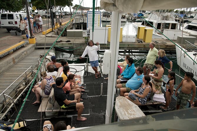 Oahu Catamaran Waikiki Sunset on 40 Foot Catamaran: Food and BYOB - Sailing by Diamond Head: the first stop and what to watch for