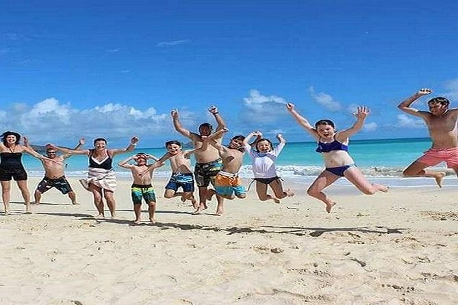 Oahu Circle Island Tour with Turtle Snorkeling— Small-Groups - North Shore lunch stop at the farm, plus optional activities