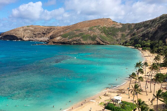 Oahu Grand Circle Island and Haleiwa Tour: 9-Hr Deluxe Experience - Haleiwa for lunch and shopping: the best self-directed moment