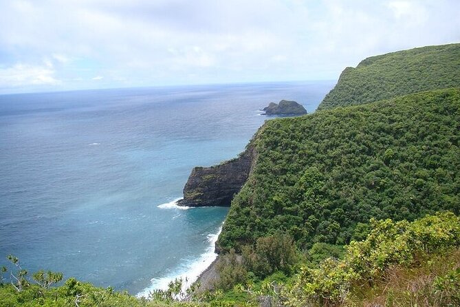 Oahu Grand Circle Island Experience from Waikiki - Koko Marina Center and Leonards Bakery: A Quick Culture Hit