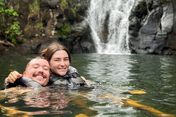 Oahu in a Day: Waterfall - Food Trucks - Lookouts - Small Crowds - Haleiwa and Kahuku Food Trucks: The Most Fun Middle of the Day