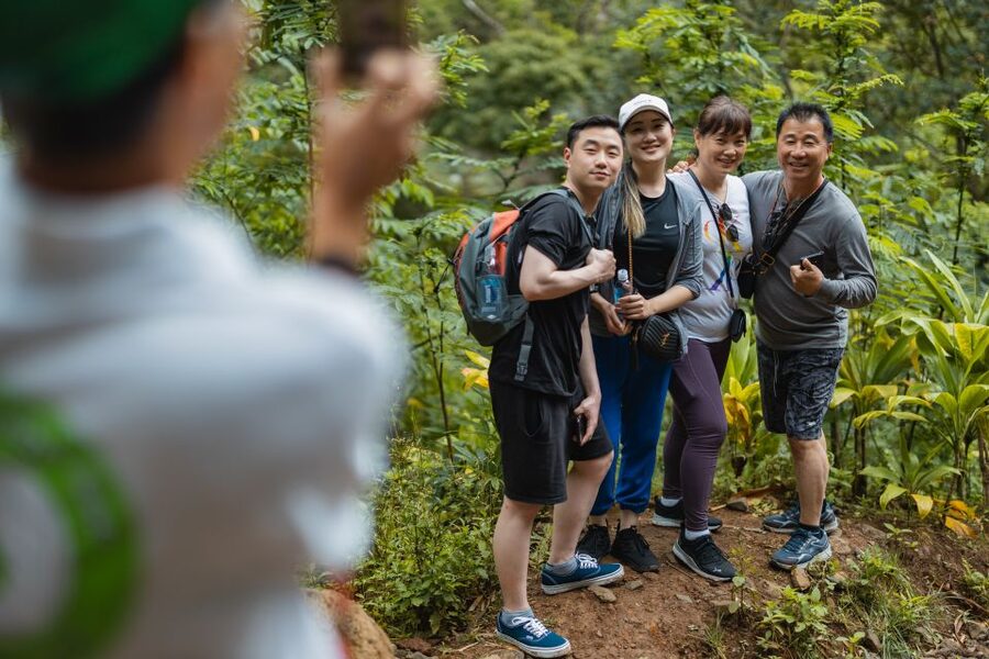 Oahu: Manoa Falls Waterfall Hike with Lunch and Transfers - Should You Book Manoa Falls With Lunch and Transfers?