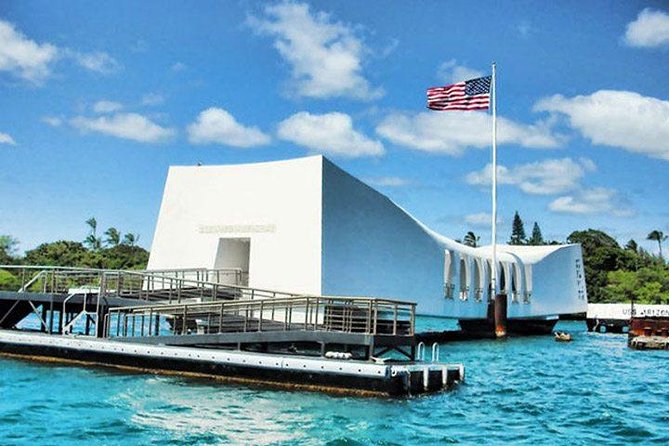 Oahu: Pearl Harbor USS Arizona Memorial - Pearl Harbor National Memorial: start with orientation, not just photos