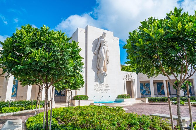Oahu: Pearl Harbor USS Arizona Memorial Small Group Tour - Punchbowl National Memorial Cemetery: the quiet crater stop