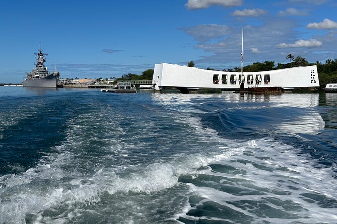 Oahu: Pearl Harbor USS Arizona Memorial Small Group Tour - Price and value: what $100 gets you on Oahu