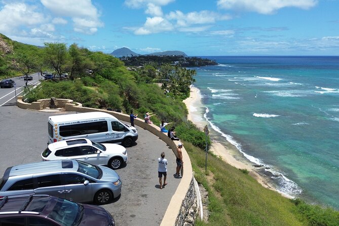 Oahu's Stunning Views: Half-Day Scenic Tour with 7 Lookouts - Pickup, group size, and how the timing works