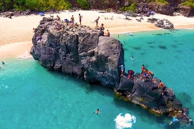 Oahu Ultimate Circle Island Tour Full Day Experience - Halona Blowhole and Kaiwi Shoreline: seawater drama for photos